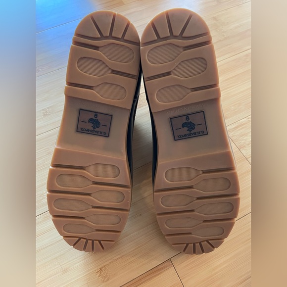 G. H. Bass & Co. Women's Duck Boot Size 9 - Picture 6 of 8